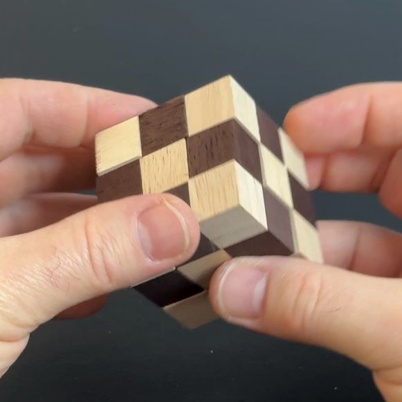 Difficult Snake Cube